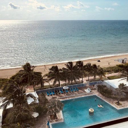 Sherry Frontenac Oceanfront Маями Бийч Екстериор снимка