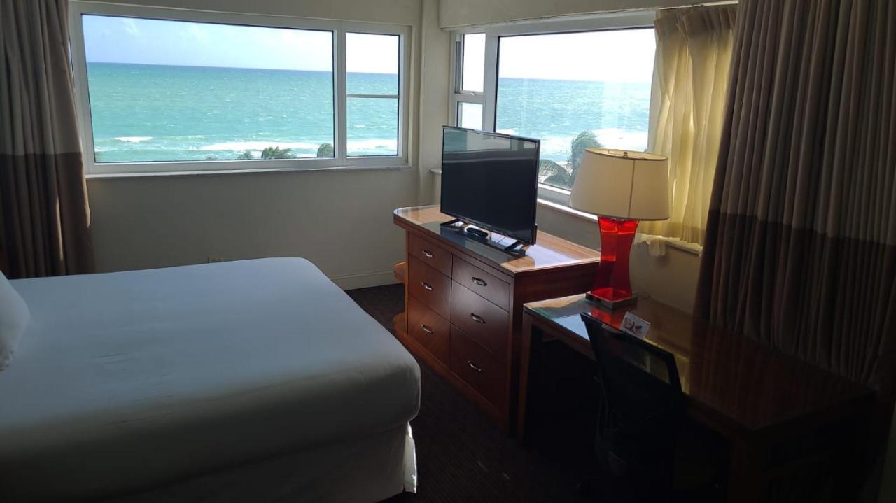 Sherry Frontenac Oceanfront Маями Бийч Екстериор снимка