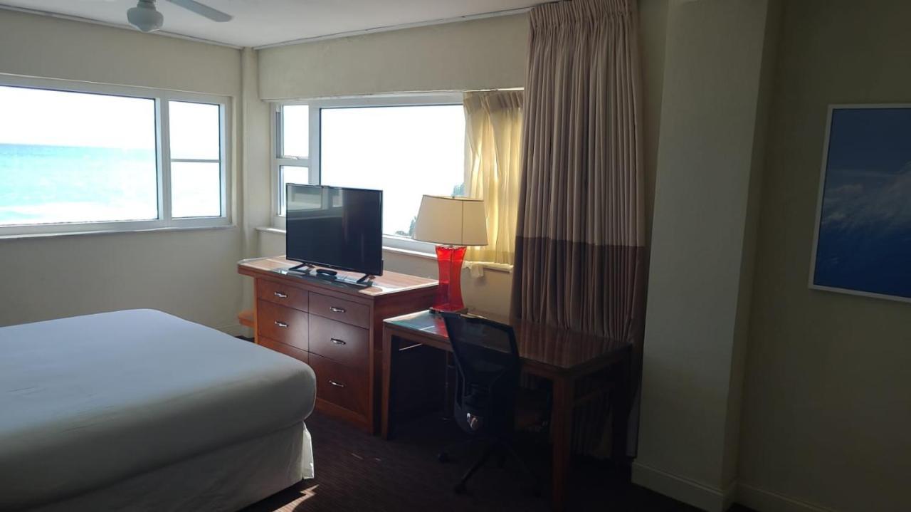 Sherry Frontenac Oceanfront Маями Бийч Екстериор снимка