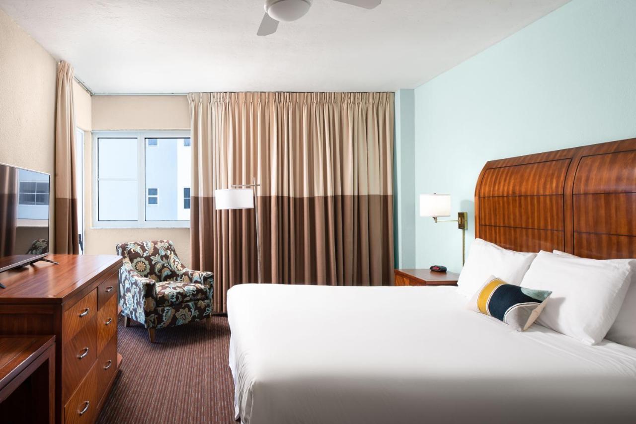Sherry Frontenac Oceanfront Маями Бийч Екстериор снимка